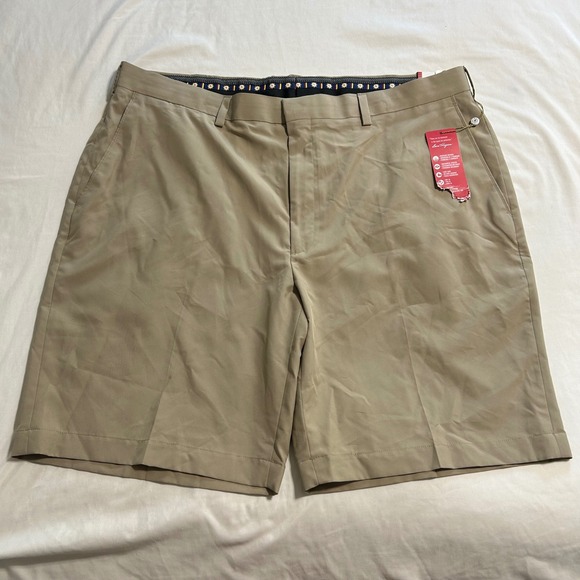 Ben Hogan Other - Ben Hogan Mens Performance Golf Shorts Chinchilla Beige 42 BGBF40E2DS NWT